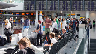 100 binden fazla yolcu etkilenebilir: Lufthansa greve gidiyor