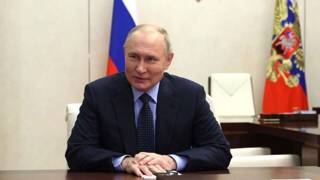 ABD basınına konuşan Putin "Ukrayna için barış anlaşması yakındı" dedi, İstanbulu işaret etti