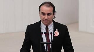 Ayyüce Türkeş hain ilan edilmişti: Alpaslan Türkeşin oğlundan MHPli yöneticilere ağır sözler