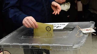 MetroPOLL anketi: AKPnin oylarında düşüş, CHPde yükseliş var