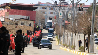 Erdoğan’ın koruma ekibi, Şırnakta trafik kazası geçirdi: 1 polis yaşamını yitirdi