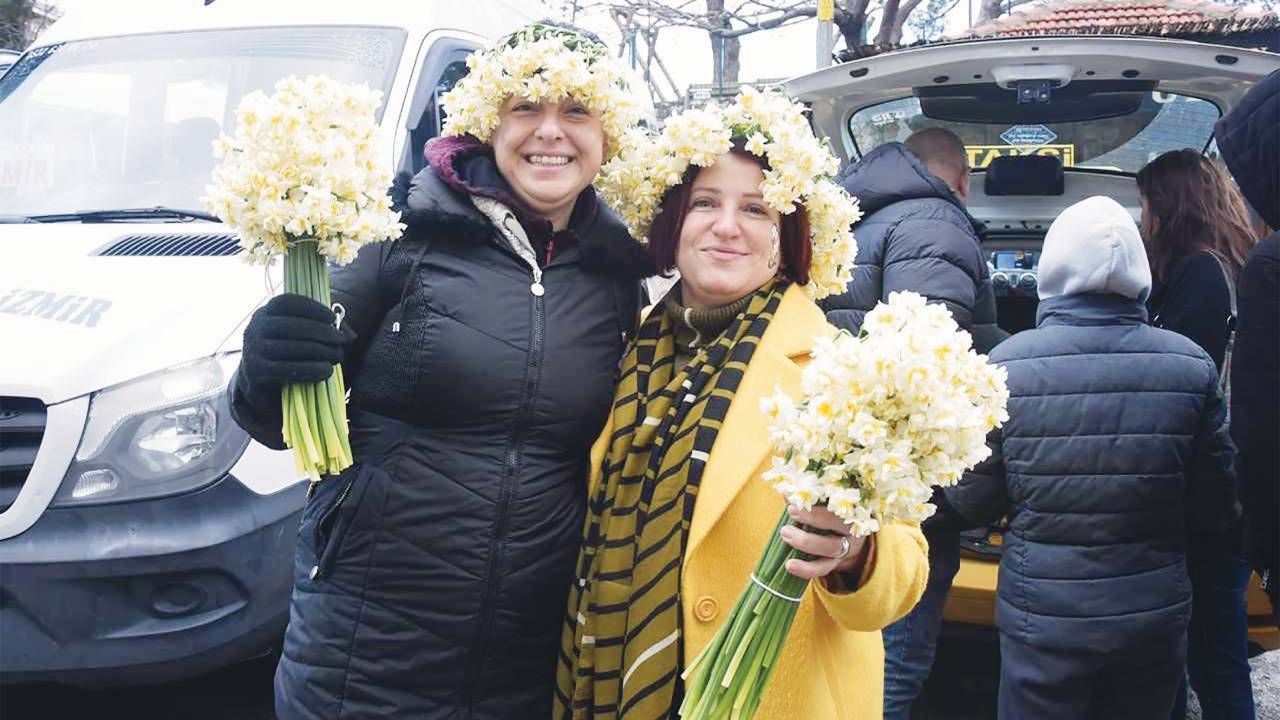 Mis kokulu Karaburun Nergis Festivali iz bıraktı