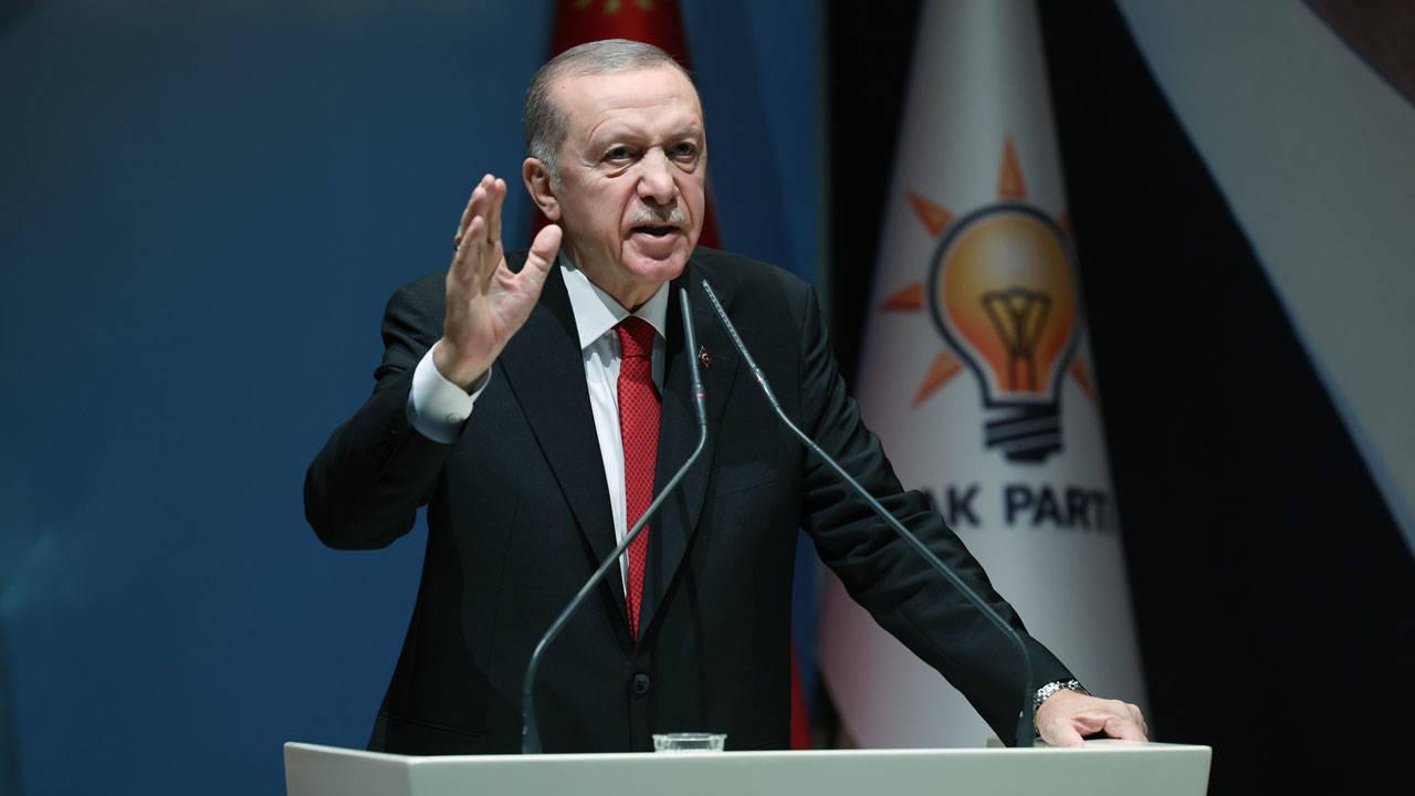 Erdoğan'ın aklı İstanbul'da: İl başkanlarına 'yerel seçim' mesajı